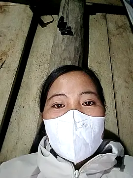 Leonasexyxyz online show from March 2026 03:00:01 PM