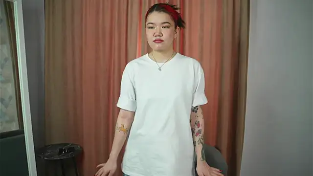 Snapshot of DedeBattey chatting on March 2026 04:35:01 AM DedeBattey online show from March 2026 04:35:01 AM