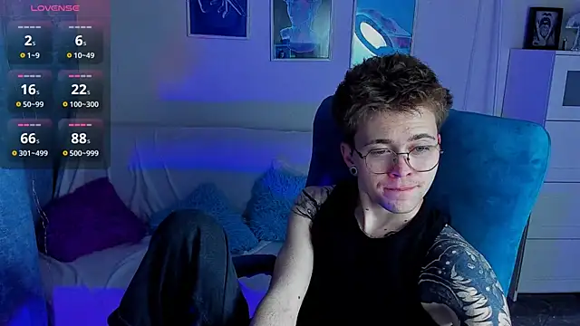 Thomas Norton online show from July 2026 08:24:01 PM