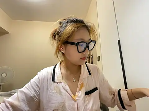 tutu512 online show from July 2026 01:34:02 PM
