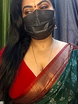 Snapshot of Anushka_flower chatting on April 2026 01:06:01 AM Anushka flower online show from April 2026 01:06:01 AM