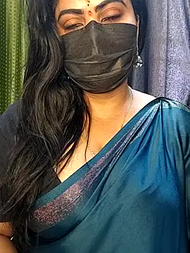 Snapshot of Anushka_flower chatting on April 2026 01:47:02 AM Anushka flower online show from April 2026 01:47:02 AM