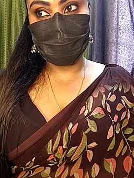 Snapshot of Anushka_flower chatting on May 2026 07:38:01 AM Anushka flower online show from May 2026 07:38:01 AM