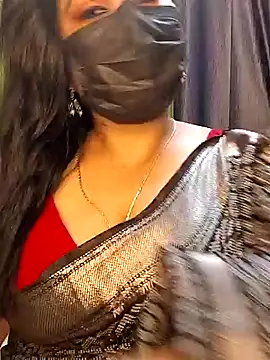 Snapshot of Anushka_flower chatting on May 2026 04:12:02 PM Anushka flower online show from May 2026 04:12:02 PM