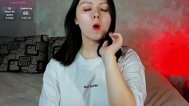miss teasee online show from May 2026 10:11:01 AM