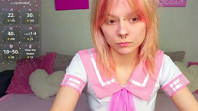 PerryKitty online show from April 2026 07:28:01 PM