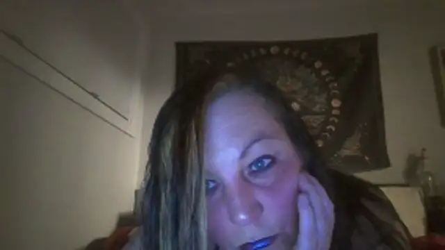 Snapshot of Queenemerald chatting on March 2026 03:45:02 AM Queenemerald online show from March 2026 03:45:02 AM