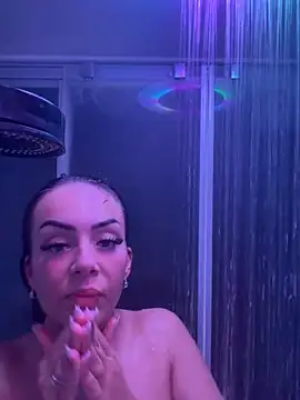 BuenoBx online show from April 2026 10:54:02 PM