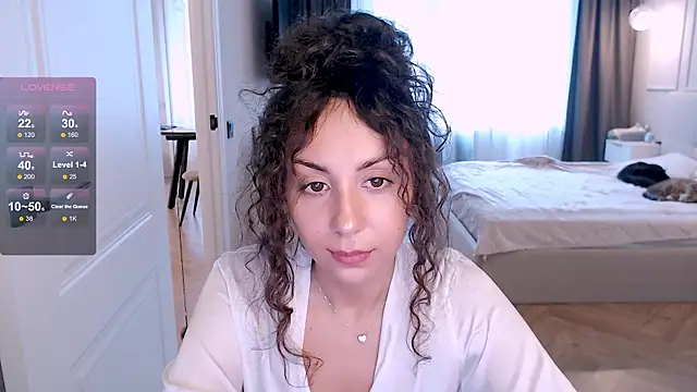 curly jade  online show from June 2026 04:06:01 PM