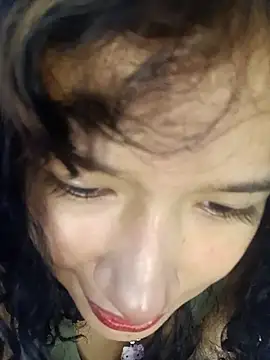 Yi Uzi online show from April 2026 05:58:01 PM