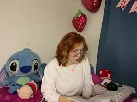 Snapshot of Nerdycopper chatting on April 2026 04:32:01 AM Nerdycopper online show from April 2026 04:32:01 AM