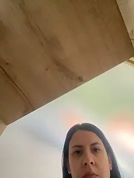Snapshot of Annarhode chatting on May 2026 04:58:02 PM Annarhode online show from May 2026 04:58:02 PM