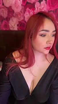Snapshot of SweetLittleRed chatting on May 2026 08:09:02 AM SweetLittleRed online show from May 2026 08:09:02 AM