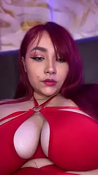 Snapshot of SweetLittleRed chatting on May 2026 11:21:02 PM SweetLittleRed online show from May 2026 11:21:02 PM