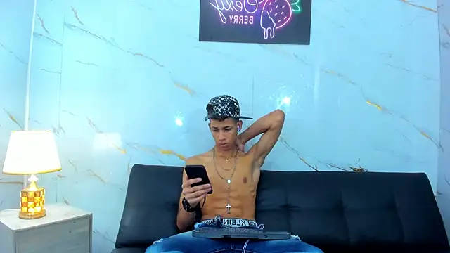 Snapshot of Black_khom chatting on March 2026 08:26:33 AM Black khom online show from March 2026 08:26:33 AM