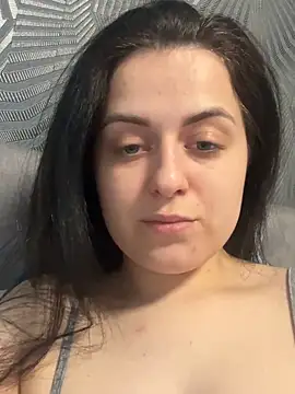 Snapshot of Velliaa chatting on May 2026 12:26:02 PM Velliaa online show from May 2026 12:26:02 PM