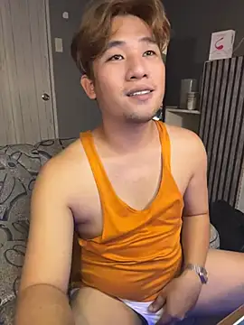 Snapshot of Titanryu chatting on June 2026 05:27:01 PM Titanryu online show from June 2026 05:27:01 PM