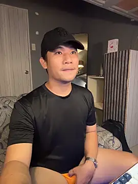 Snapshot of Titanryu chatting on July 2026 05:23:02 PM Titanryu online show from July 2026 05:23:02 PM