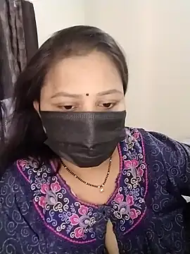 Snapshot of Hoty_bhabii chatting on April 2026 08:39:01 AM Hoty bhabii online show from April 2026 08:39:01 AM