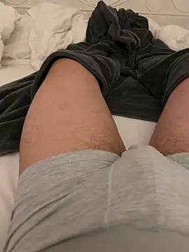 Snapshot of justin2787 chatting on April 2026 11:02:01 PM justin2787 online show from April 2026 11:02:01 PM