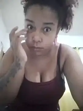 Snapshot of kimberlly25 chatting on April 2026 01:33:02 PM kimberlly25 online show from April 2026 01:33:02 PM