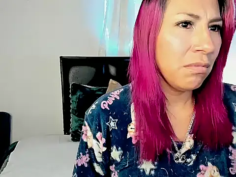 tatianabelli online show from April 2026 07:32:01 PM