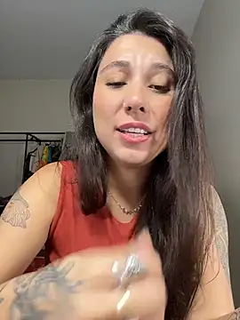 Snapshot of Carolzinhalux69 chatting on June 2026 04:45:01 PM Carolzinhalux69 online show from June 2026 04:45:01 PM