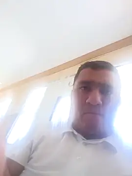 luis20212 online show from April 2026 03:36:01 PM