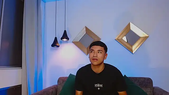 Snapshot of SeanStonee chatting on March 2026 11:49:02 PM SeanStonee online show from March 2026 11:49:02 PM