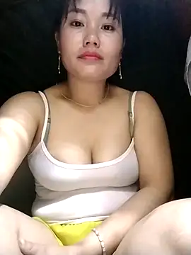 Snapshot of Giang-mylove chatting on April 2026 01:50:01 PM Giang-mylove online show from April 2026 01:50:01 PM
