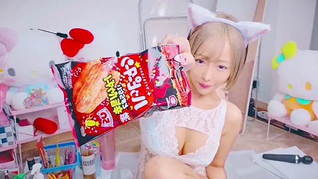 Snapshot of baby__cherry__ chatting on July 2026 12:03:01 PM baby cherry online show from July 2026 12:03:01 PM