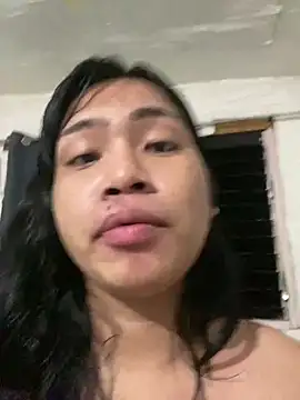 Snapshot of lulueraxxxx chatting on May 2026 01:41:01 PM lulueraxxxx online show from May 2026 01:41:01 PM