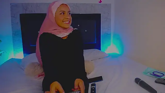 Snapshot of alia_asad chatting on May 2026 12:12:02 PM alia asad online show from May 2026 12:12:02 PM