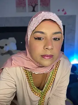 Snapshot of alia_asad chatting on May 2026 12:00:02 PM alia asad online show from May 2026 12:00:02 PM