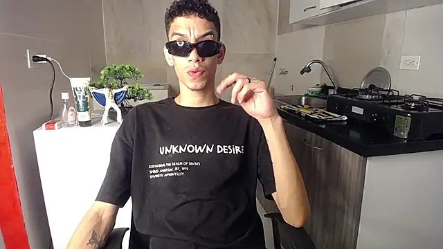 Snapshot of Zamaelprime_ chatting on March 2026 06:03:02 AM Zamaelprime online show from March 2026 06:03:02 AM