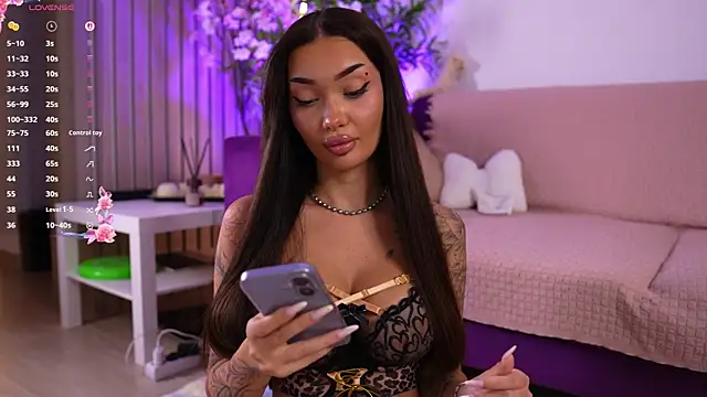 Snapshot of SashaFererra chatting on June 2026 08:22:02 PM SashaFererra online show from June 2026 08:22:02 PM