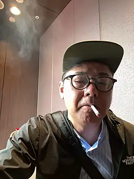 Snapshot of RYUICHI_1919 chatting on July 2026 01:56:01 AM RYUICHI 1919 online show from July 2026 01:56:01 AM
