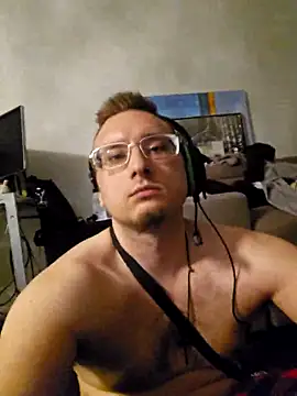 DrakohThree06 online show from March 2026 02:22:02 AM