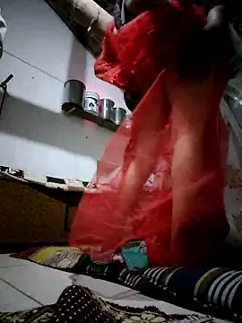 VarsetilJuli online show from April 2026 03:55:02 PM