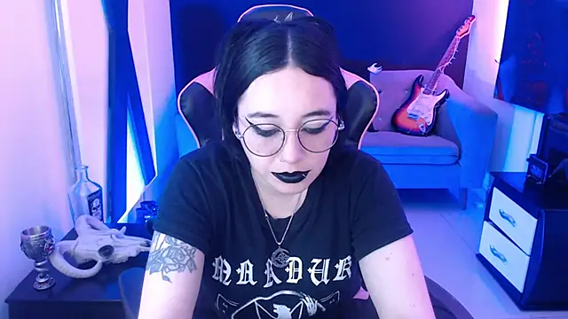Nyxnocturne online show from June 2026 12:10:02 PM