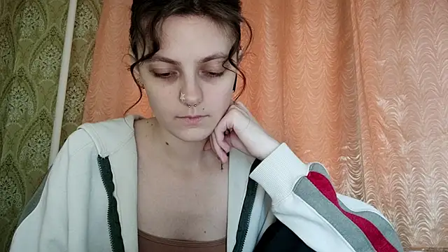 ShirleyNibbs online show from April 2026 03:09:02 PM