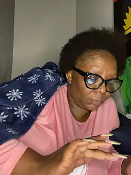 BoobsQueeen online show from July 2026 05:45:02 AM