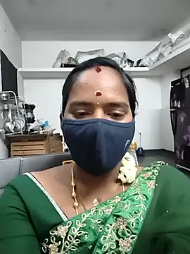 Snapshot of Tamil_Sangeetha chatting on April 2026 04:34:01 PM Tamil Sangeetha online show from April 2026 04:34:01 PM