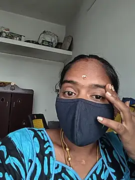 Snapshot of Tamil_Sangeetha chatting on May 2026 11:34:04 PM Tamil Sangeetha online show from May 2026 11:34:04 PM