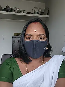 Snapshot of Tamil_Sangeetha chatting on May 2026 05:38:02 AM Tamil Sangeetha online show from May 2026 05:38:02 AM