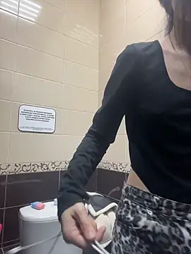 Snapshot of Mia_AsianSex chatting on April 2026 11:52:02 AM Mia AsianSex online show from April 2026 11:52:02 AM