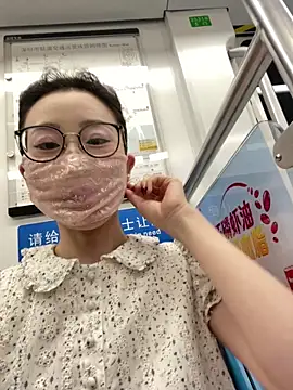 meimeibuguai online show from June 2026 12:21:02 PM