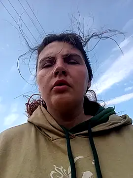 Snapshot of HettySouressx chatting on April 2026 08:59:01 AM HettySouressx online show from April 2026 08:59:01 AM