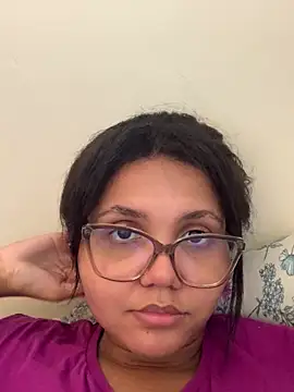 viviboraaaa online show from April 2026 05:42:02 PM