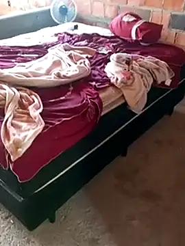 menina      veneno online show from April 2026 12:25:01 PM